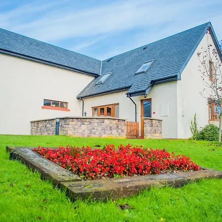 Üdülőközpont East Clare Golf Village Bodyke