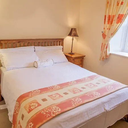 度假村 East Clare Golf Village 3*