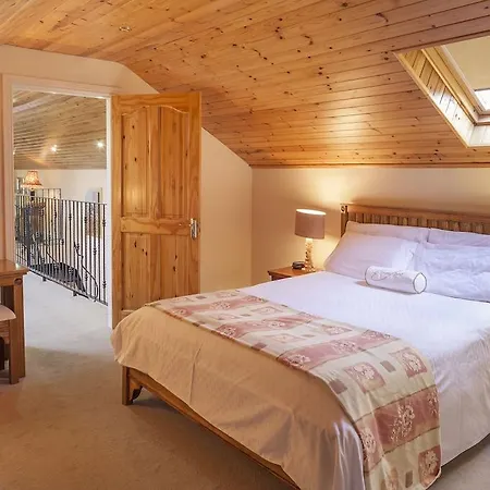 East Clare Golf Village 3*