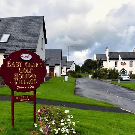 度假村 East Clare Golf Village