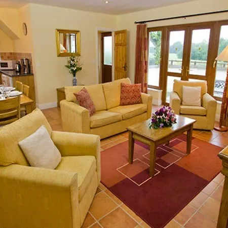 度假村 East Clare Golf Village 博迪克