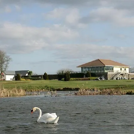 East Clare Golf Village 3*