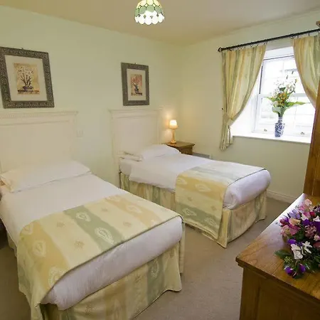 度假村 East Clare Golf Village 博迪克