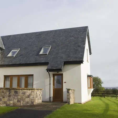 度假村 East Clare Golf Village 3*