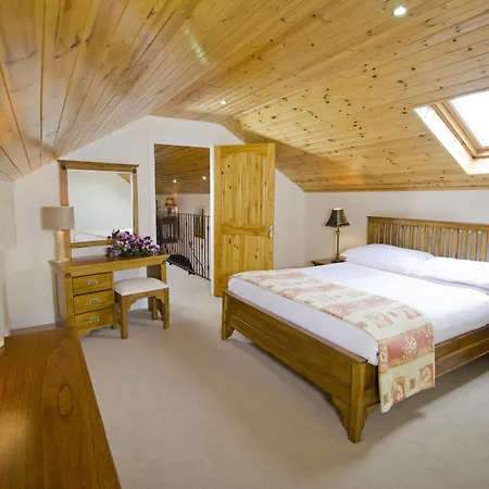 East Clare Golf Village 度假村 博迪克