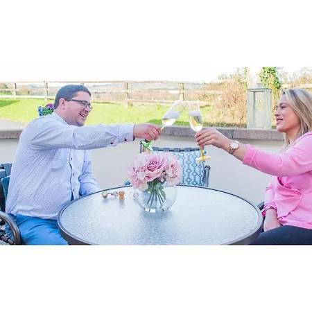 East Clare Golf Village 3*