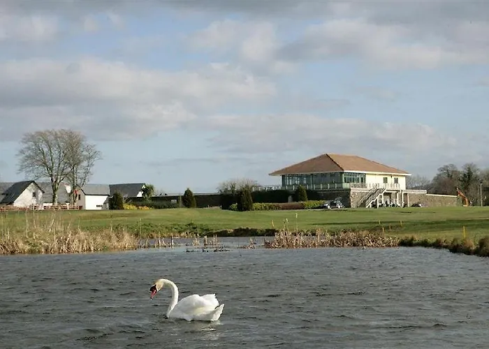 East Clare Golf Village 3*