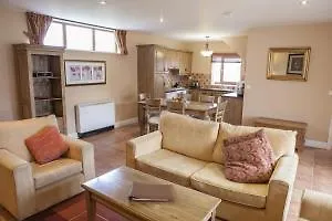 Resort East Clare Golf Village 3*